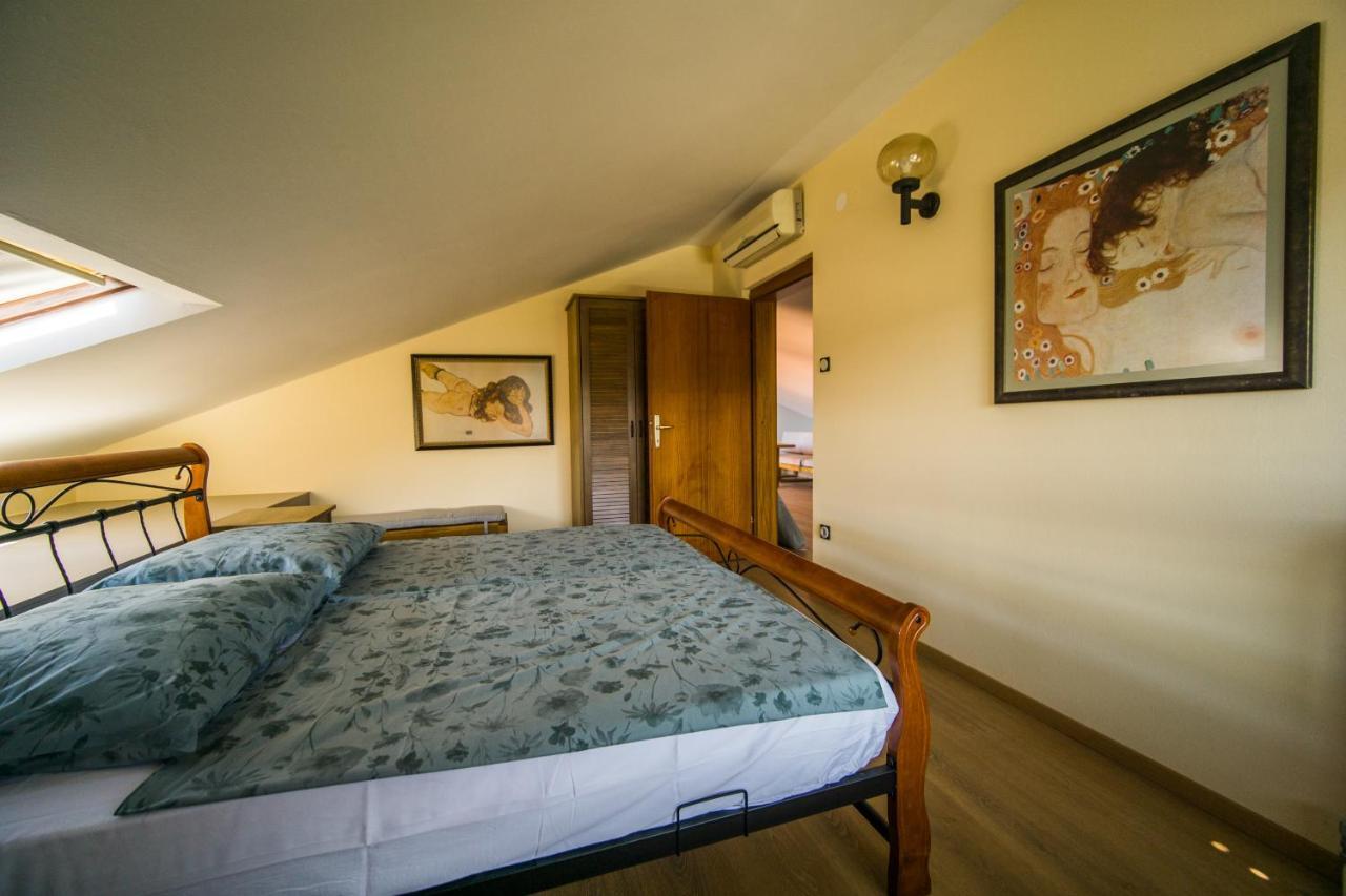 Apartments Sara 7, 8, 9 Portoroz Ngoại thất bức ảnh